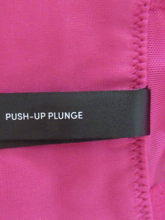 Torrid Curve Bra 46D Pink Push Up Plunge Underwire Plus Size Strappy - Picture 7 of 7